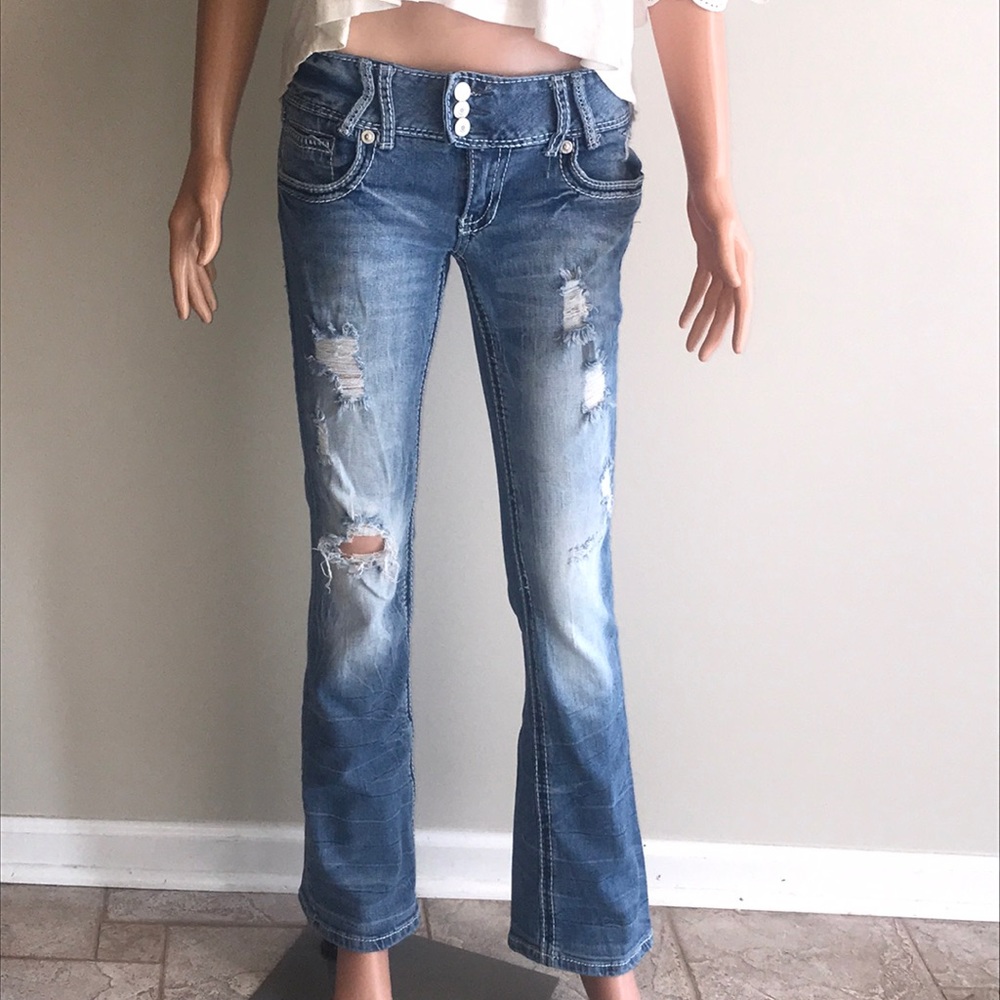 Size 9 distressed Amethyst Jeans